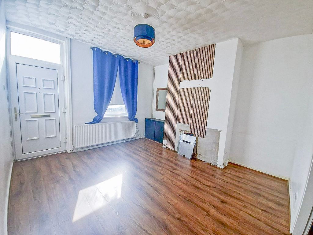 Property photo 3 of 15 Sa875F39d7-541B-4F8c-A24F-E652E537Abc9 (1)