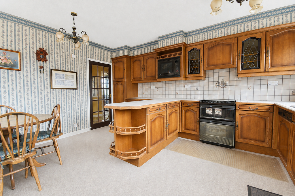 Property photo 3 of 22