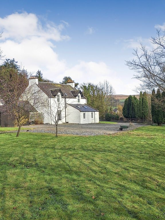 Property photo 1 of 27