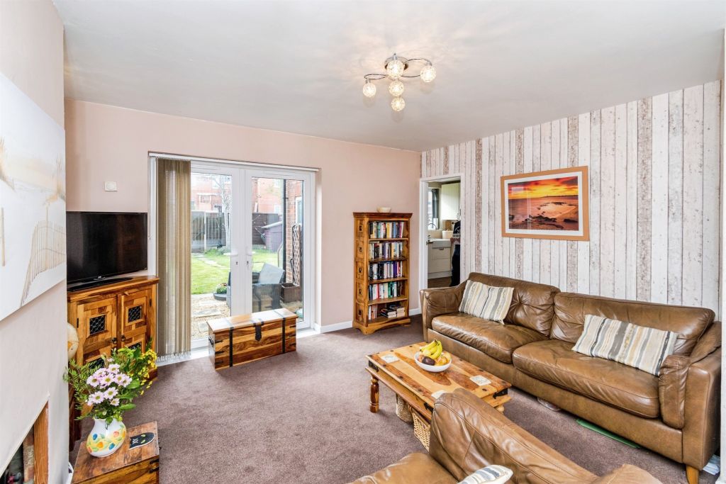 Property photo 2 of 20