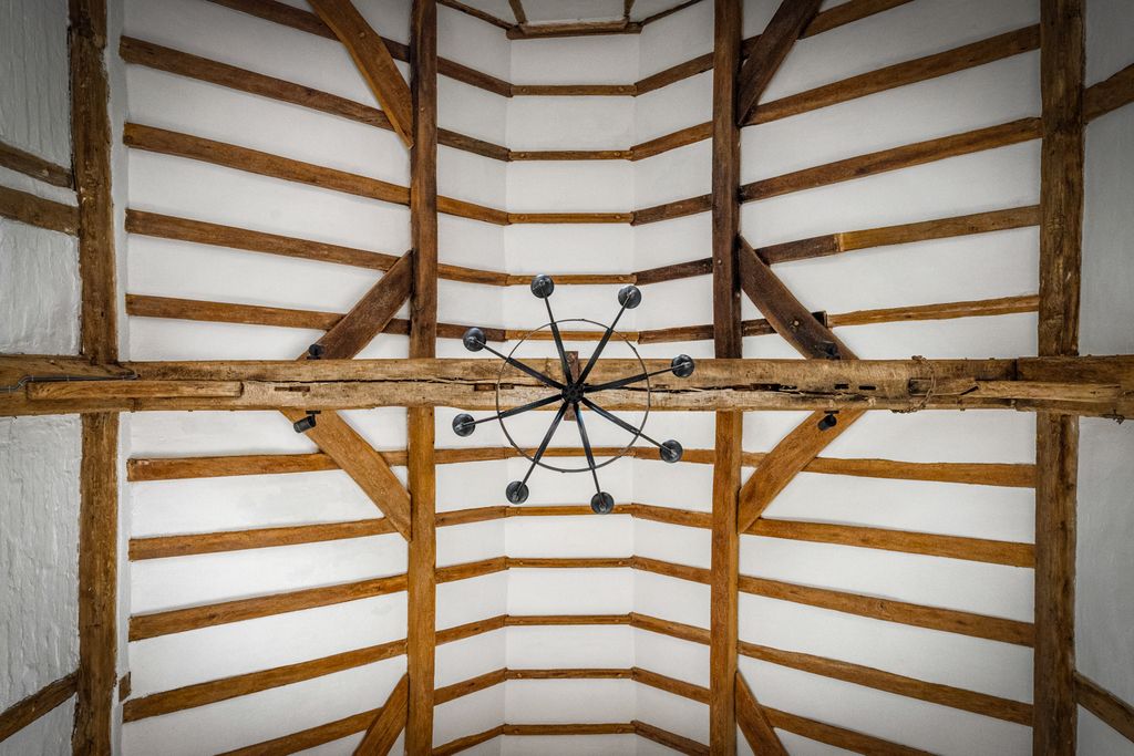 Property photo 3 of 27 Picture No. 05