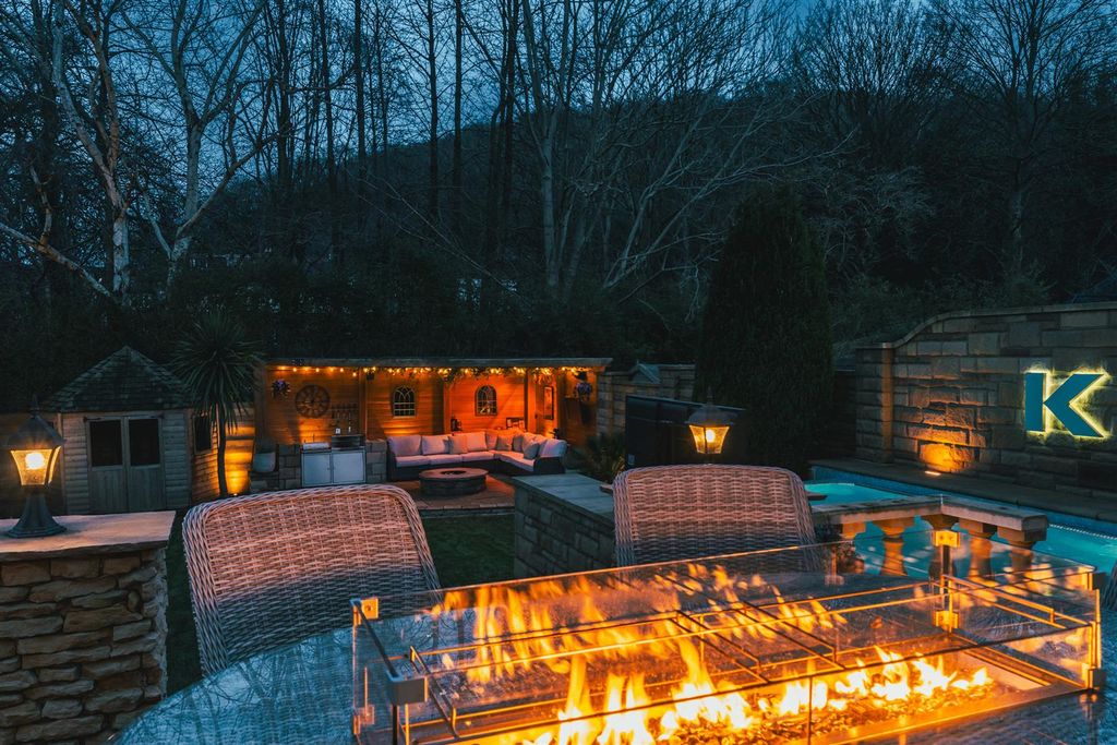 Property photo 3 of 42 Exterior And Gardens