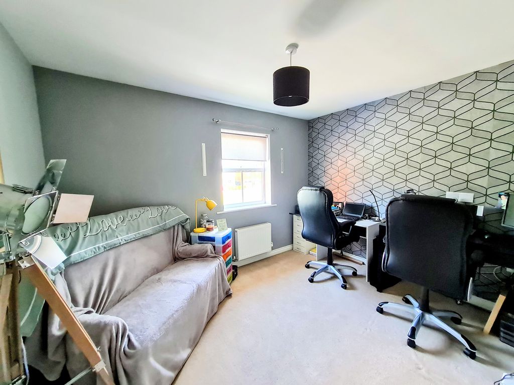 Additional image 9 of 5 bed semi-detached house to rentMerrybent Drive, Darlington DL2