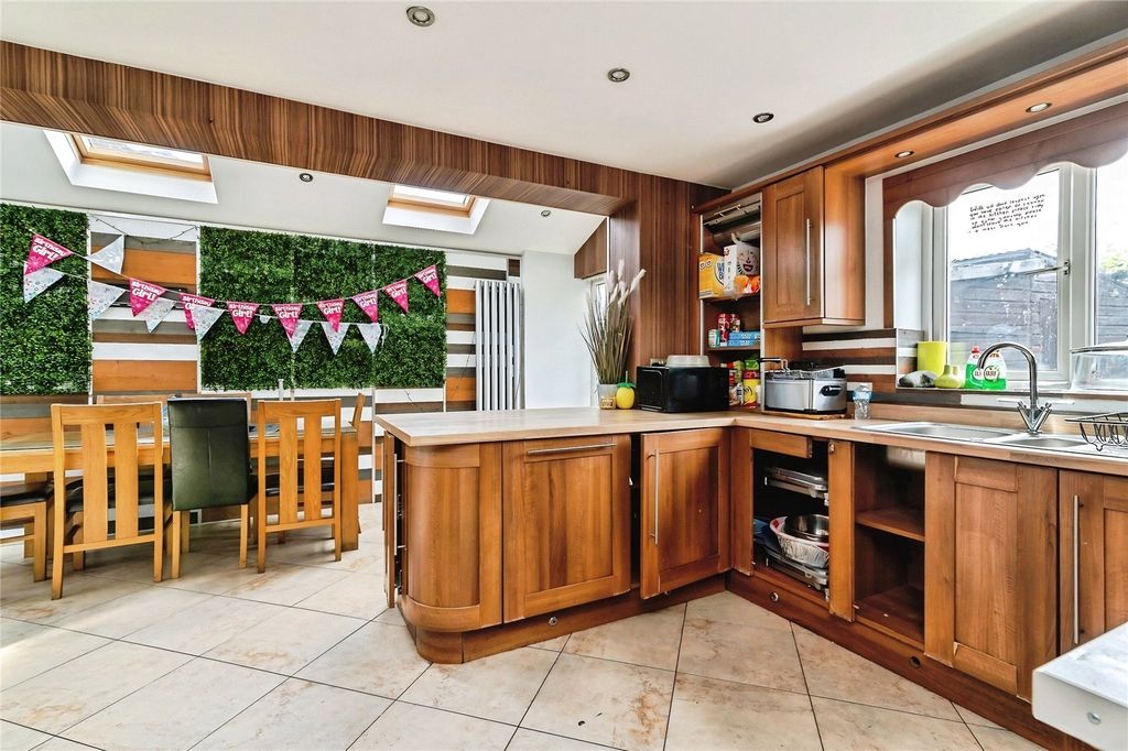 Property photo 3 of 17 Picture No. 43