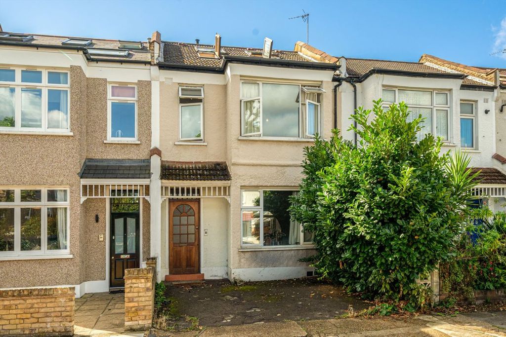 Property photo 1 of 8