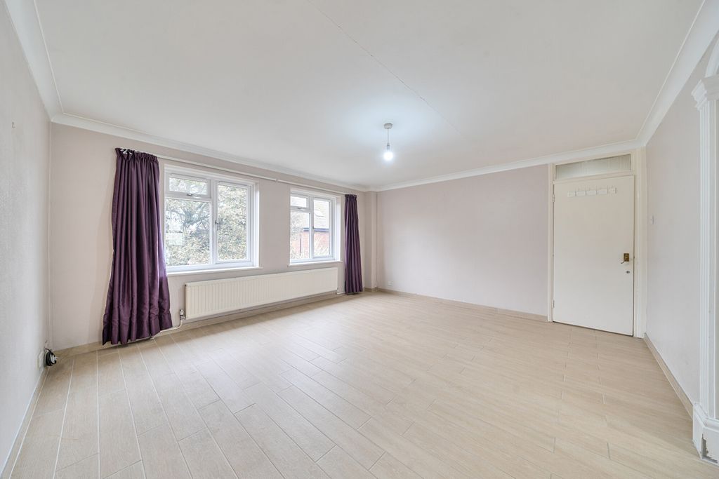 Property photo 2 of 22 1426153-17-69B2d3...