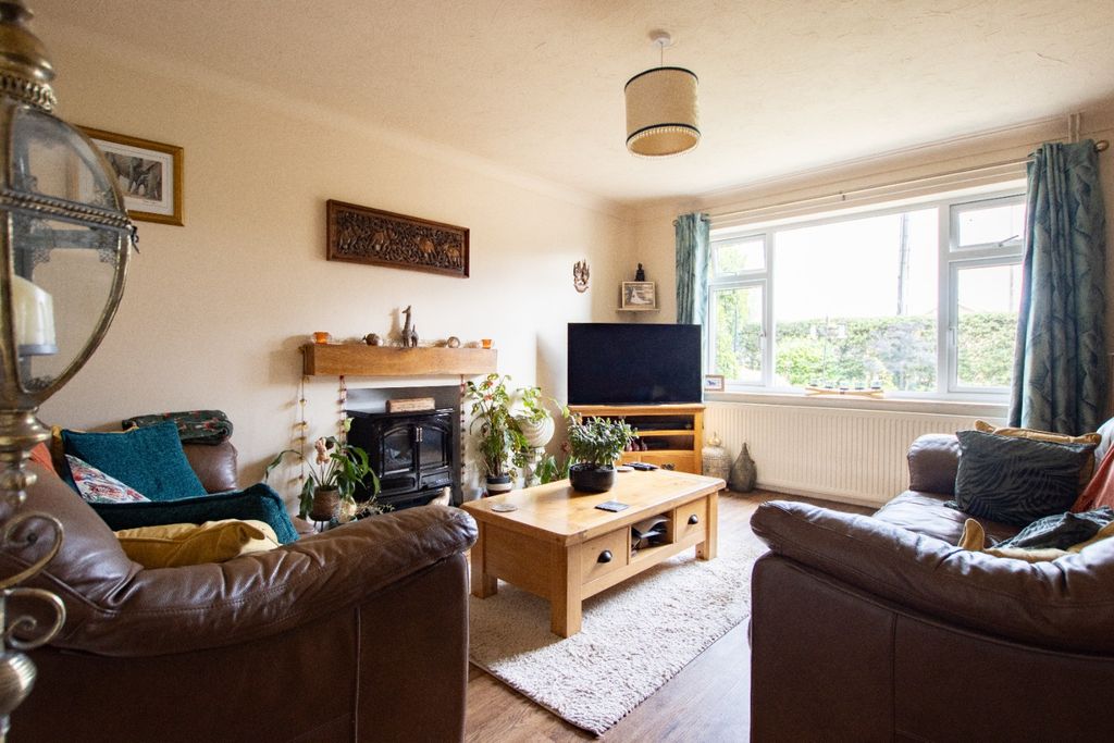 Property photo 2 of 23 4402624