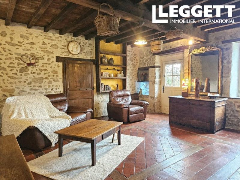 Property photo 3 of 10