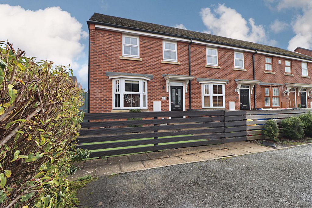 Property photo 1 of 23