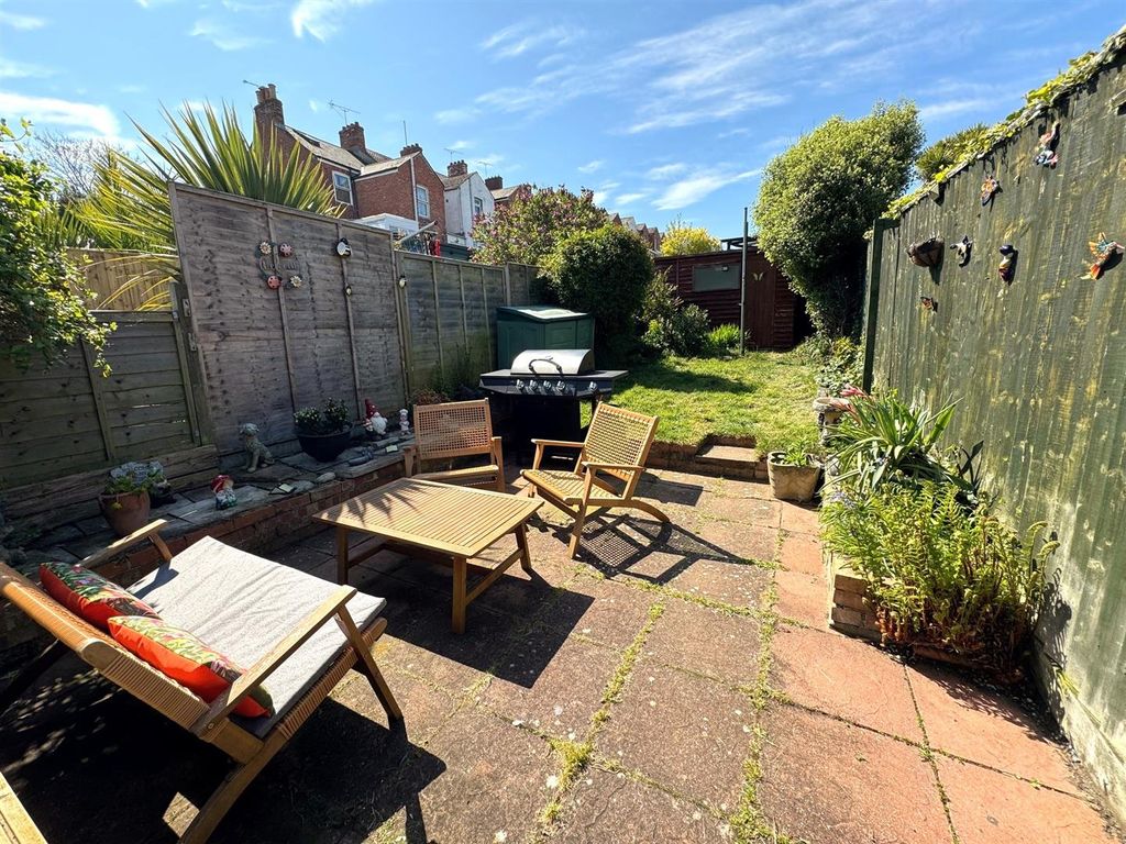 Property photo 2 of 14 Garden 1.Jpg