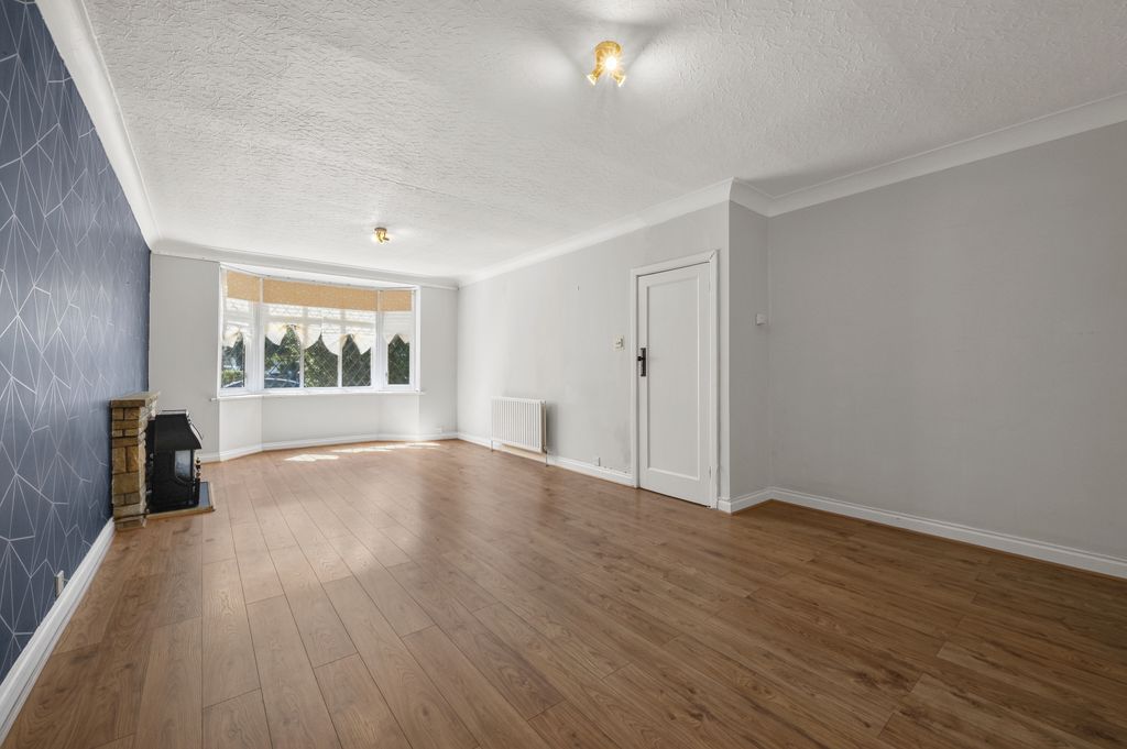 Property photo 3 of 15 Picture No. 08