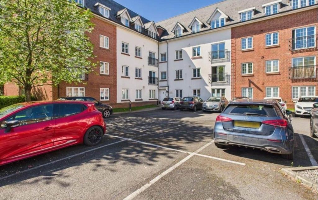 Property photo 3 of 10