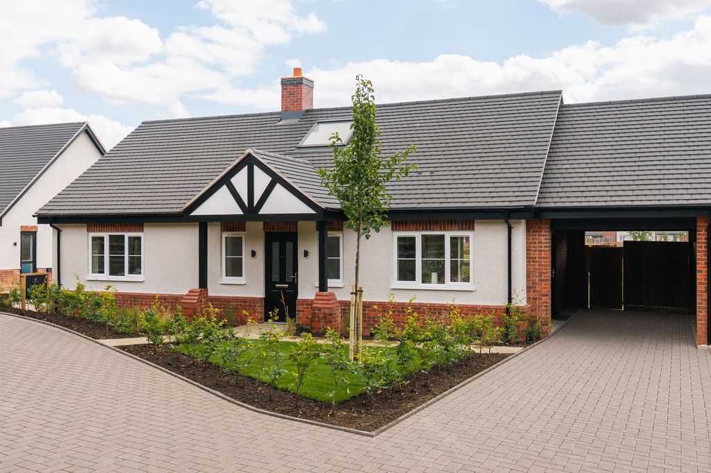 Property photo 1 of 53