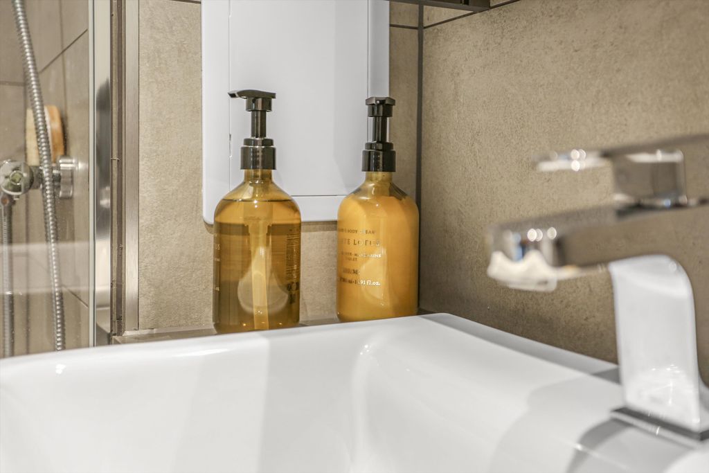 Property photo 3 of 22 Image