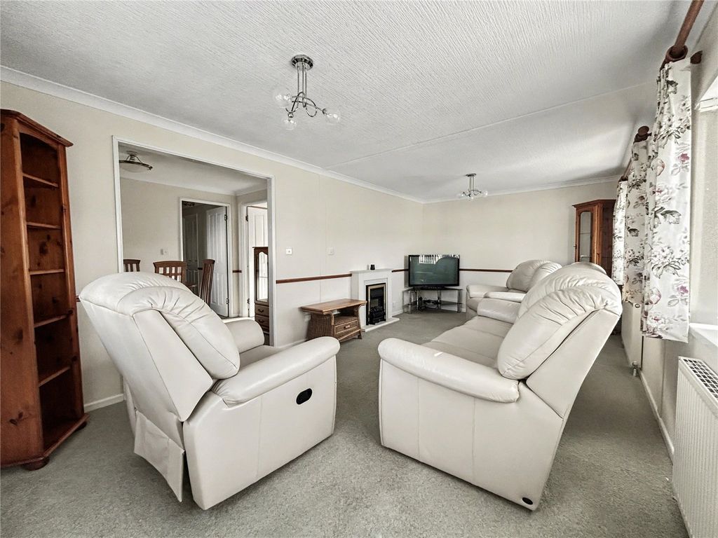 Property photo 3 of 16 Picture No. 16