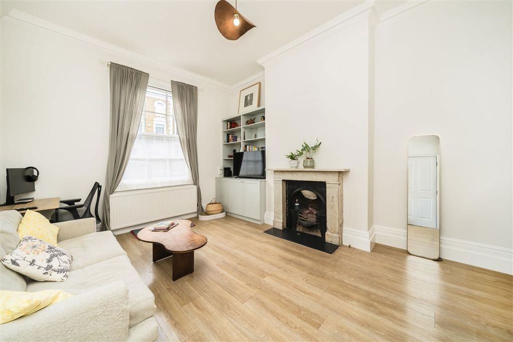 Property photo 2 of 6