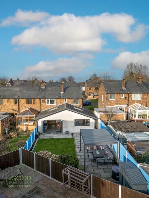 Property photo 2 of 24