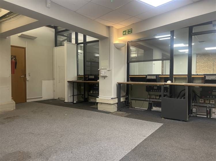 Property photo 3 of 16