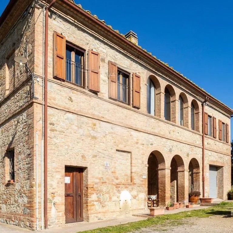 Property photo 1 of 13 Rustic Country House In Buonconvento, Tuscany
