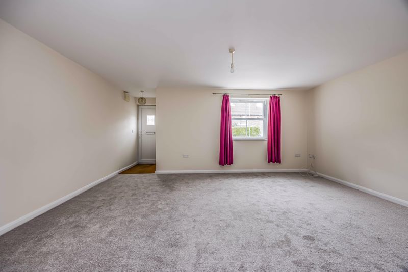 Property photo 2 of 11 Photo 11