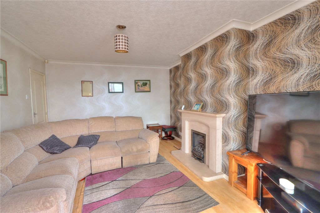 Property photo 3 of 8 Picture No. 02