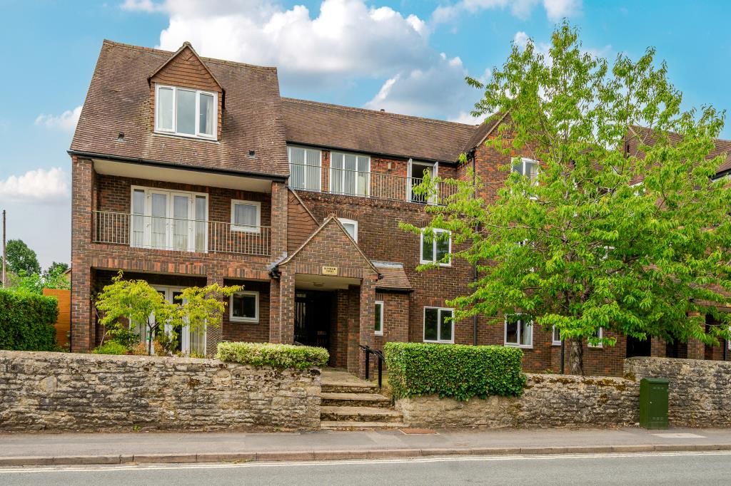 Property photo 2 of 10 External