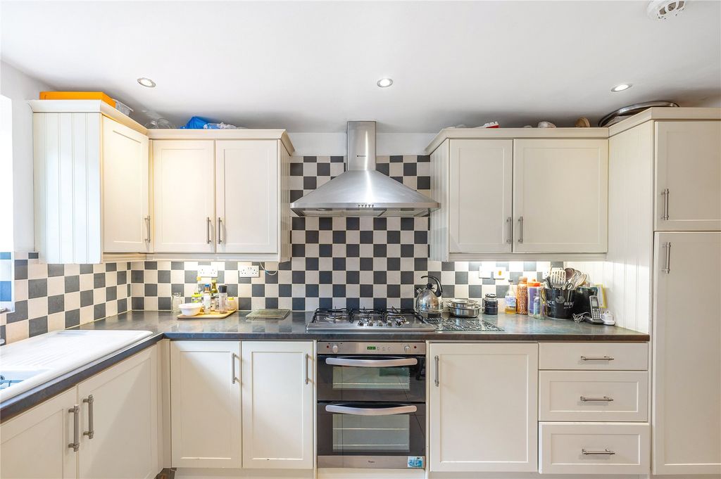 Property photo 2 of 14 Picture No. 07