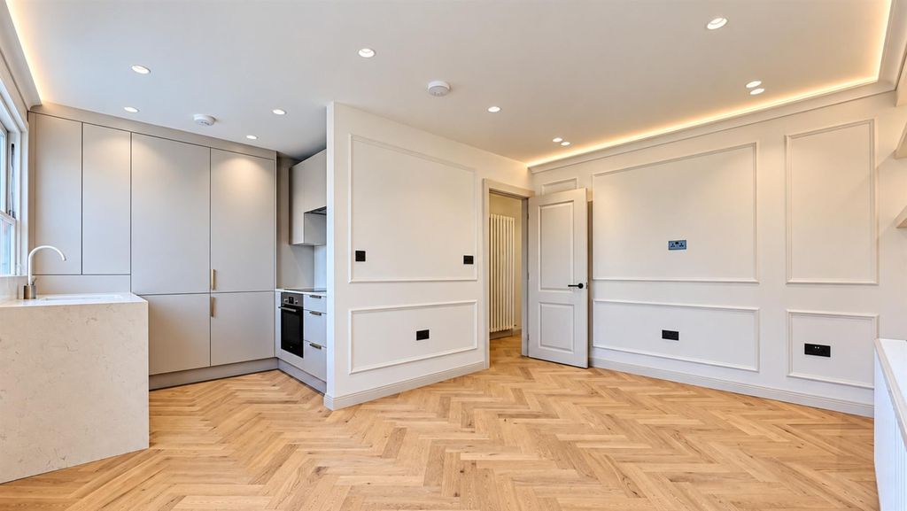 Property photo 2 of 12 4Dtr10.Jpg