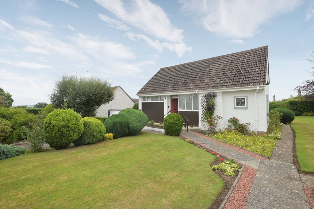 Property photo 1 of 29