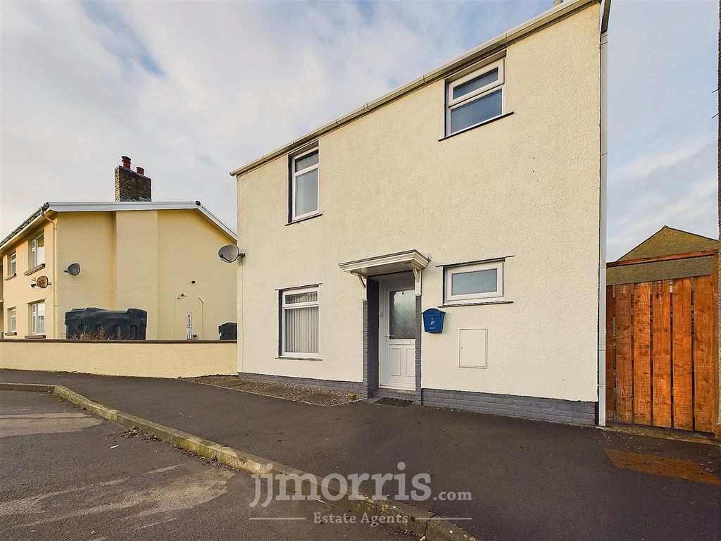 Property photo 1 of 14 Cam01583G0-Pr0220-Still009.Jpg