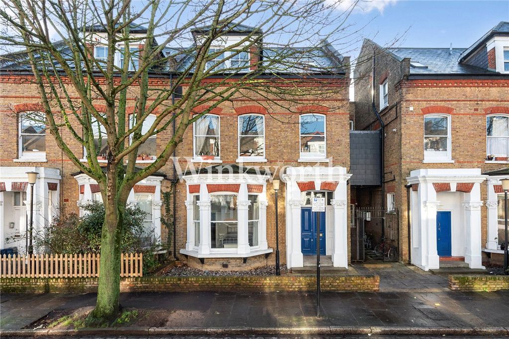 Property photo 1 of 18 Picture No. 12