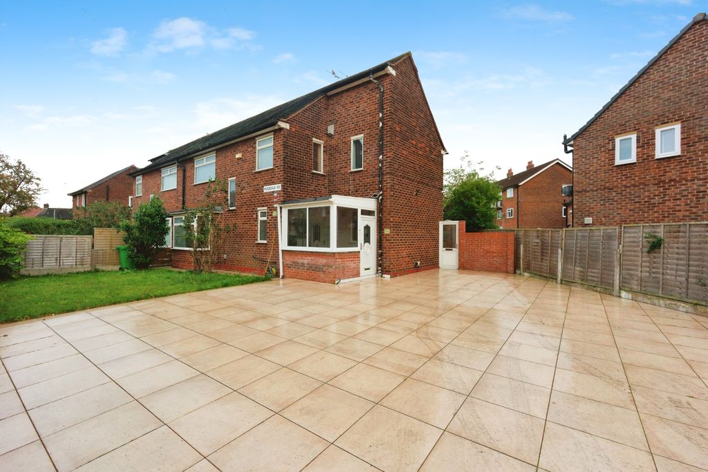 Property photo 3 of 20 Front