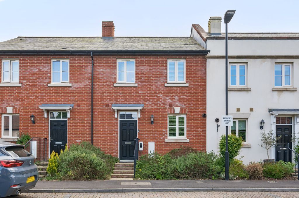Property photo 1 of 12 25-681c7831d4d8B-...