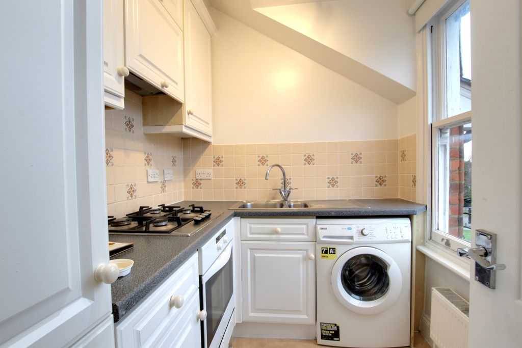 Property photo 2 of 6 2 Kitchen.Jpg