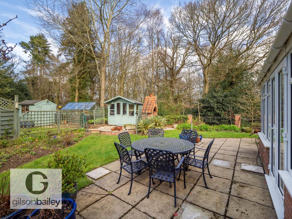 Property photo 3 of 39