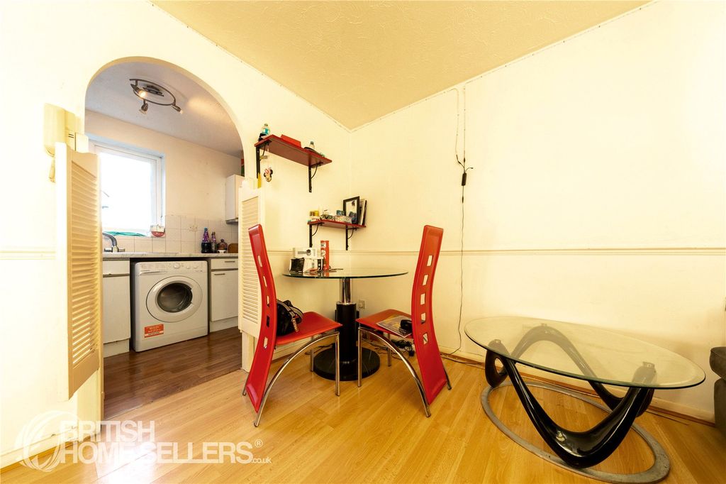 Property photo 3 of 9 Picture No. 09