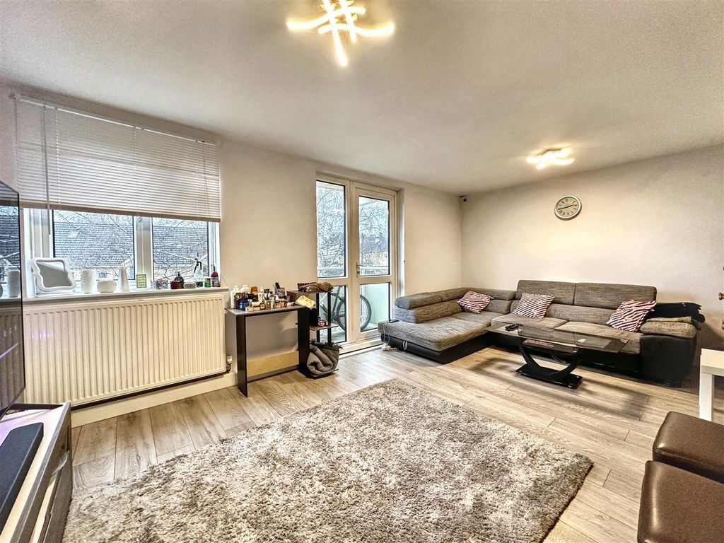 Property photo 2 of 7 Img_2333.Jpg