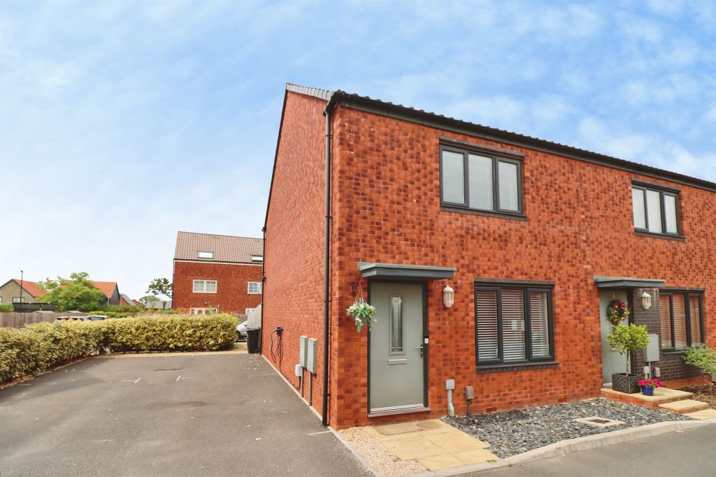 Property photo 1 of 8