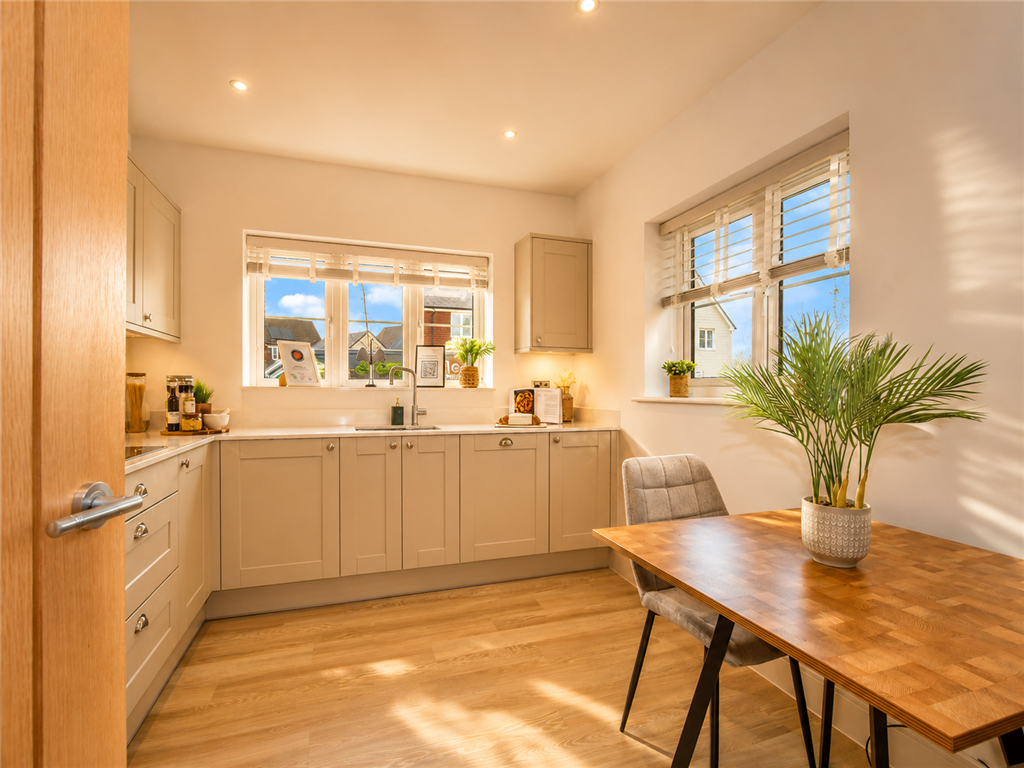 Property photo 1 of 18 Kitchen
