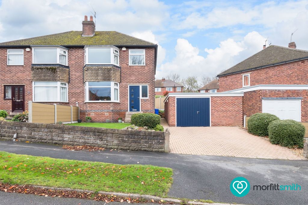 Property photo 2 of 18