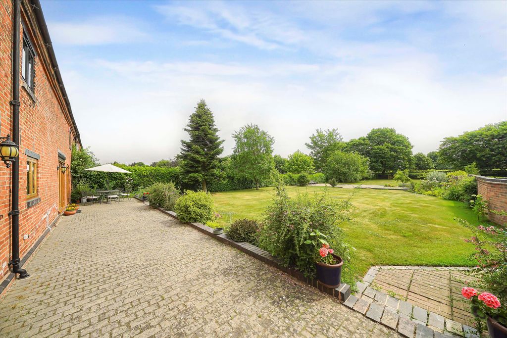 Property photo 3 of 15 Image
