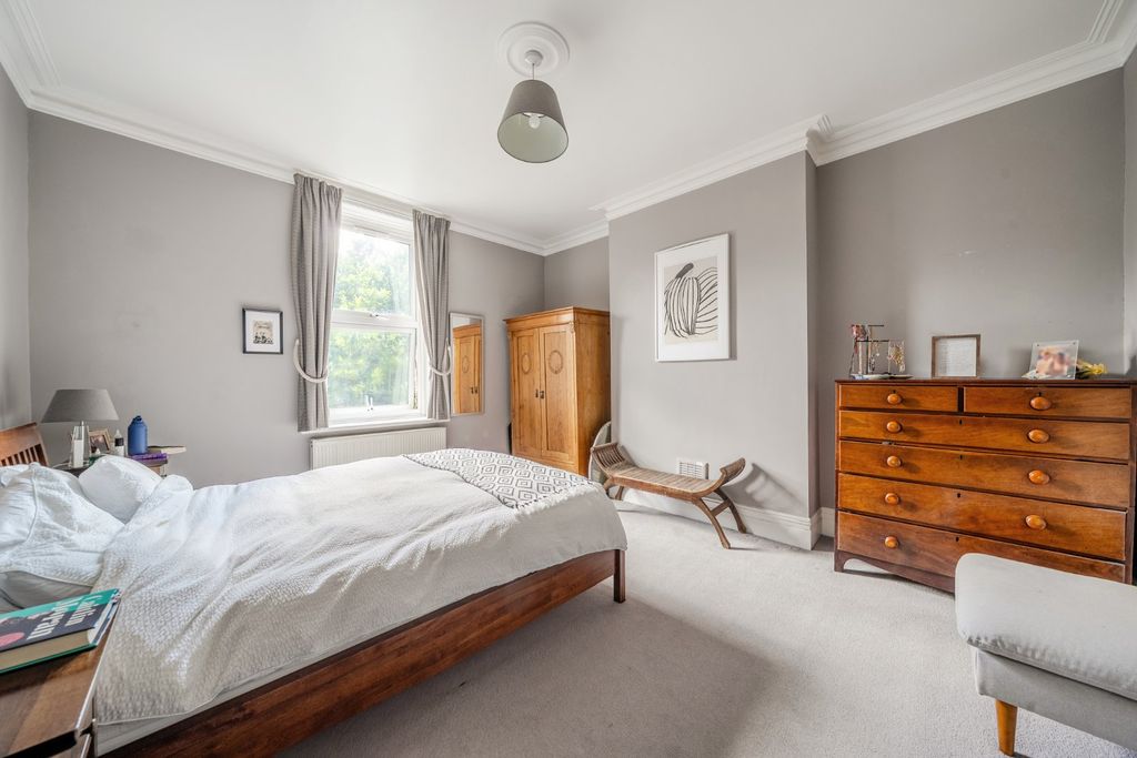 Property photo 2 of 13 Picture No. 05