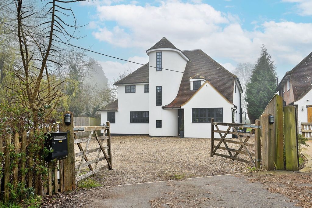 Property photo 1 of 30