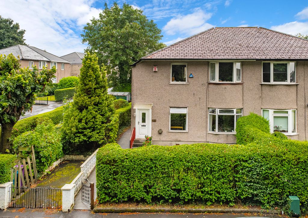 Property photo 1 of 33