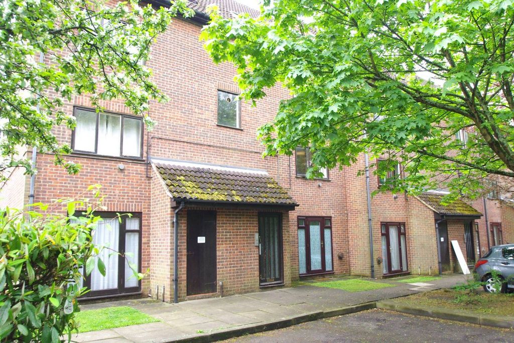 Property photo 2 of 7