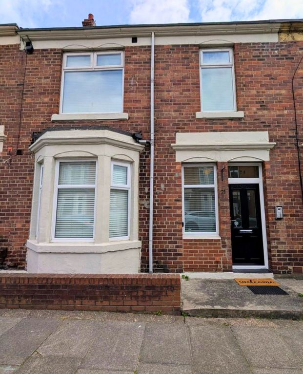 Property photo 1 of 27