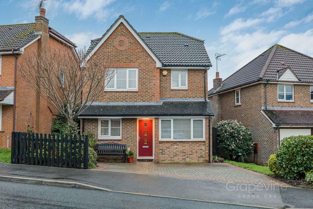 Property photo 1 of 38