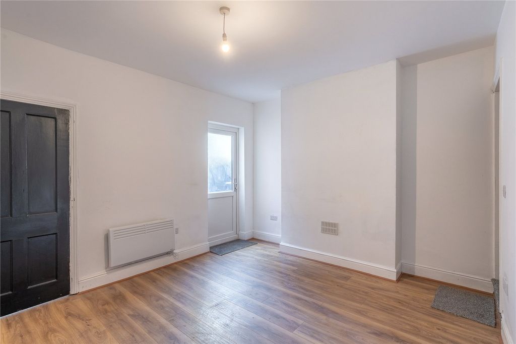 Property photo 3 of 23 Picture No. 23