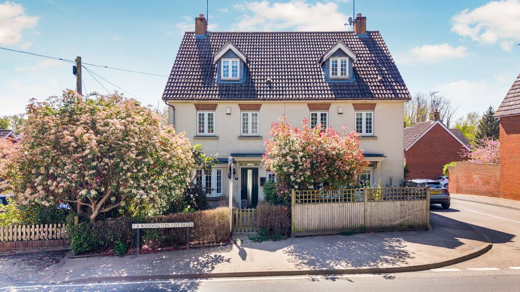 Property photo 3 of 28