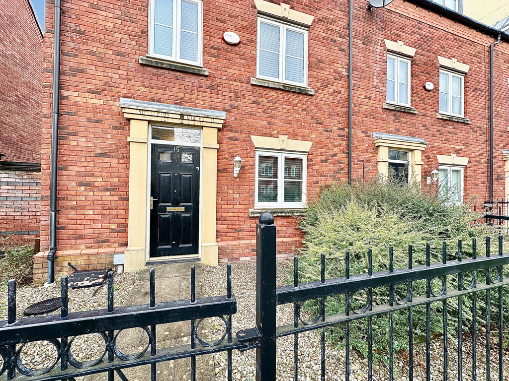 Property photo 2 of 30